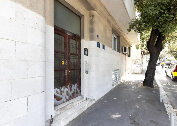 1 Bedroom Beautiful In 公寓