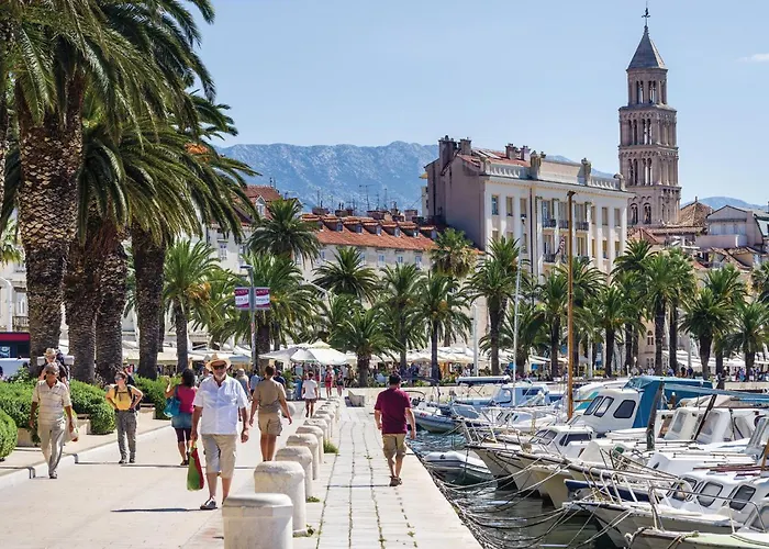 1 Bedroom Beautiful In *